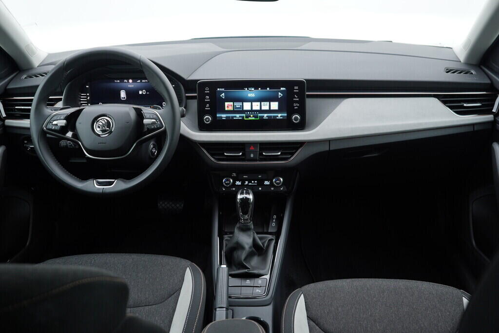 OV190V02213_28.webp_SCALA Selection 1.0 TSI 85 kW automat, DPH