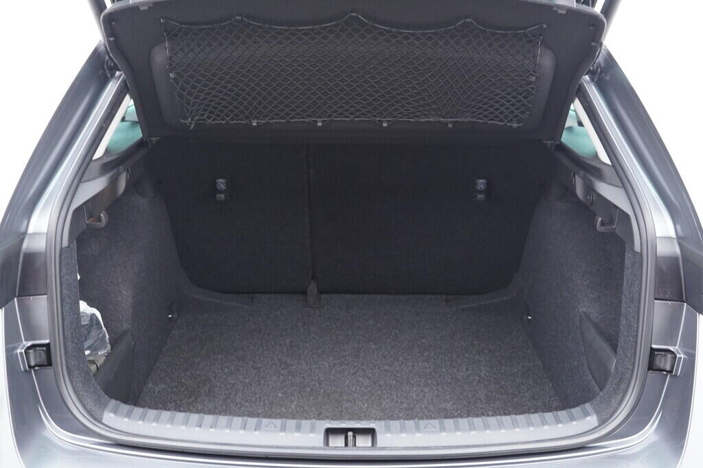 OV190V02213_40.webp_SCALA Selection 1.0 TSI 85 kW automat, DPH