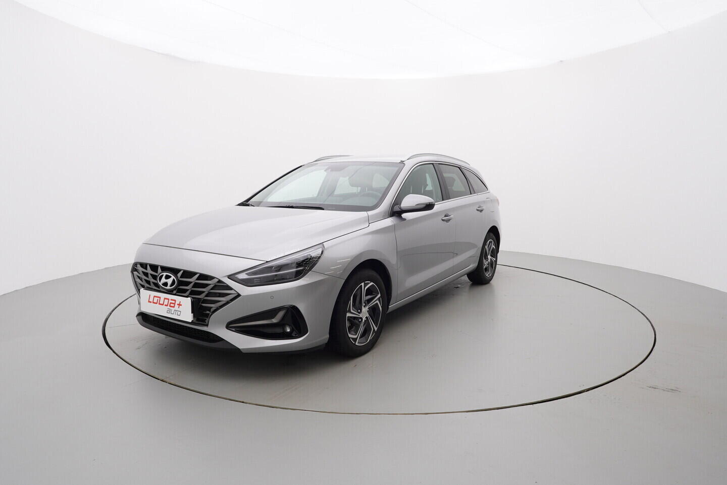 OV190V03053_10.webp_I30 Smart Nav 1.0  88 kW manuál, DPH