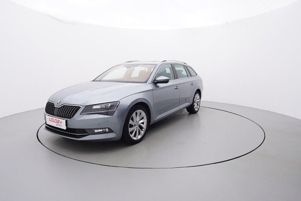 OV190V05199_10.webp_SUPERB Style 1.4 TSI 110 kW automat, DPH