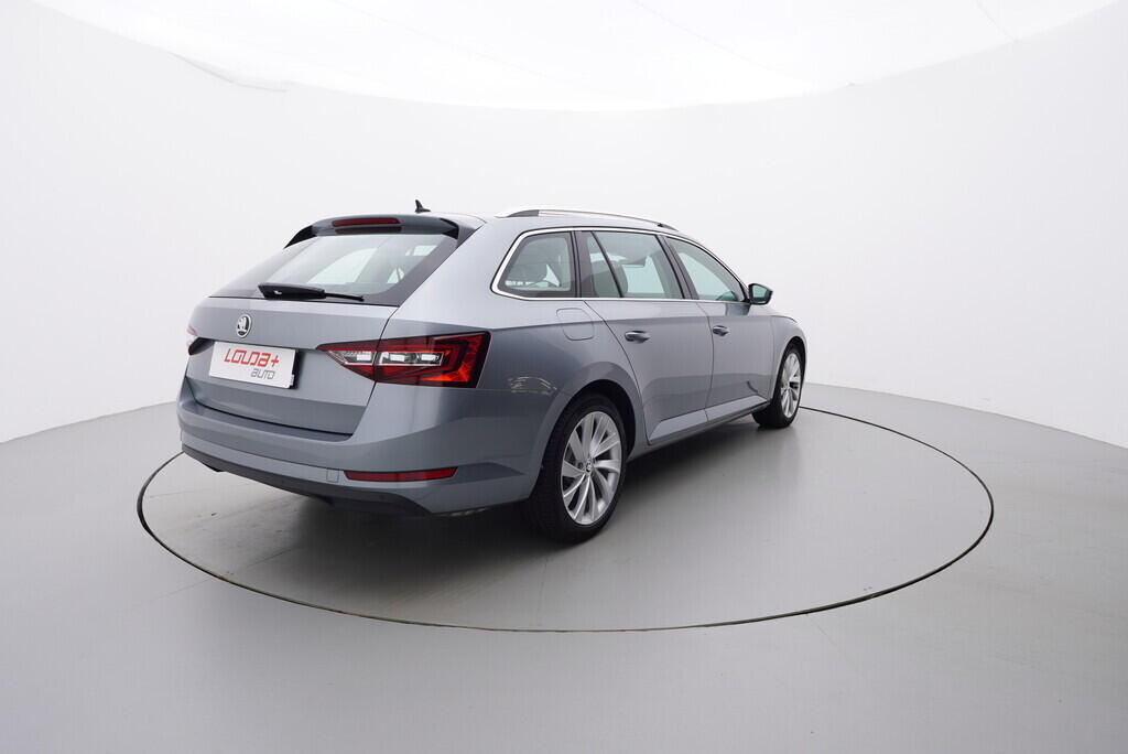 OV190V05199_14.webp_SUPERB Style 1.4 TSI 110 kW automat, DPH