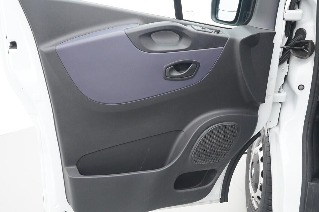OV190V05311_19.webp_VIVARO  1.6  85 kW manuál, DPH