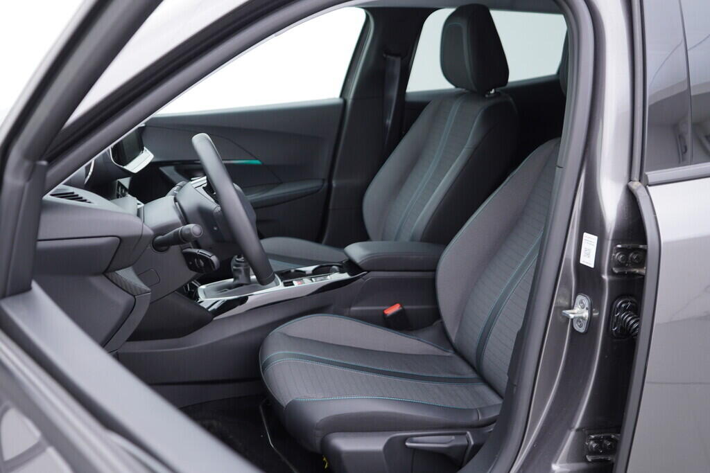 OV190V05541_22.webp_2008 Allure   74 kW manuál