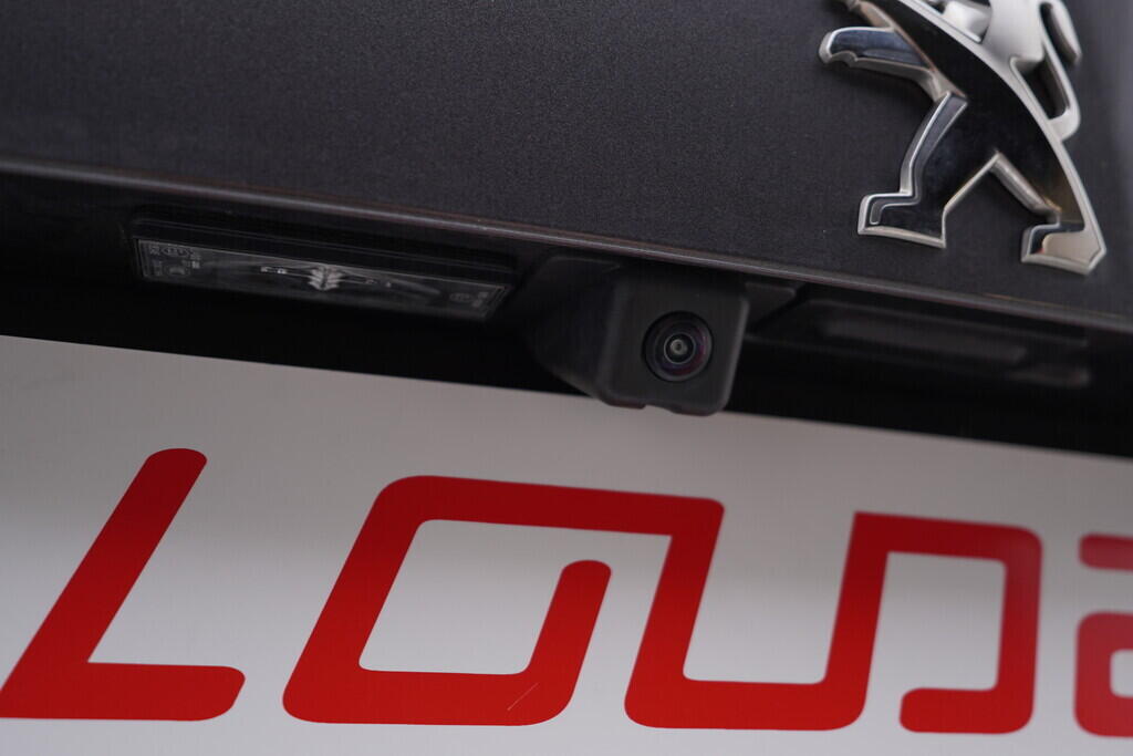 OV190V05541_43.webp_2008 Allure   74 kW manuál