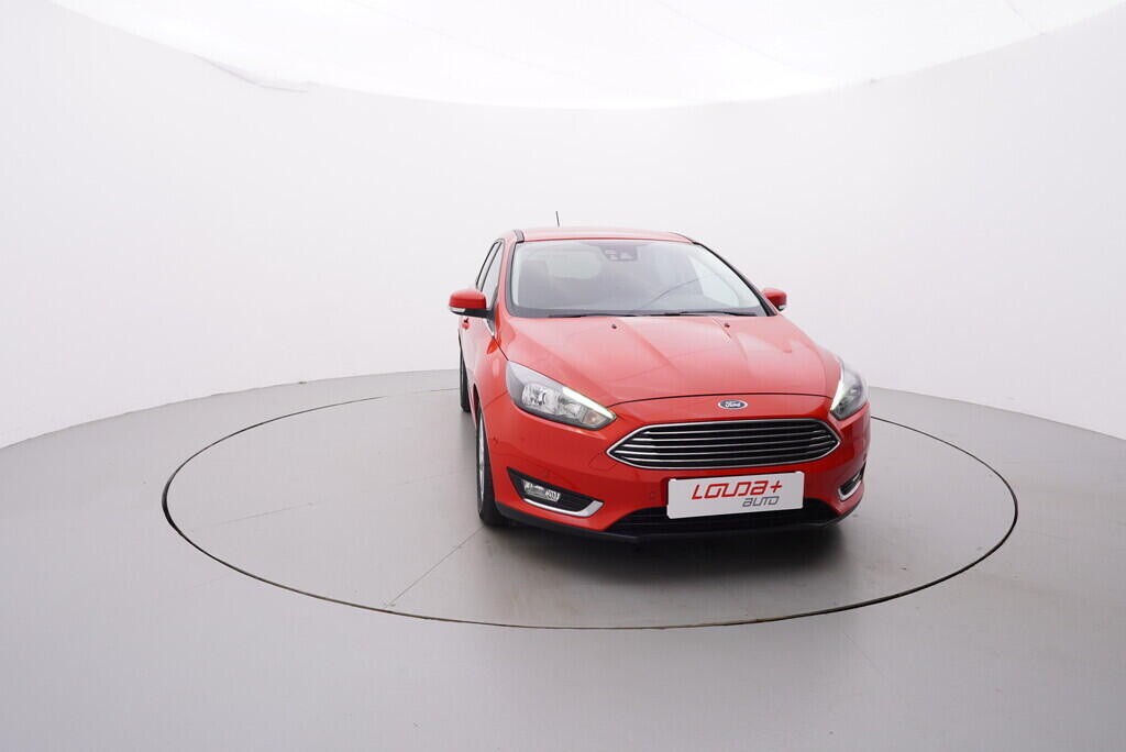 OV190V05552_17.webp_FOCUS Titanium 2.0  110 kW manuál