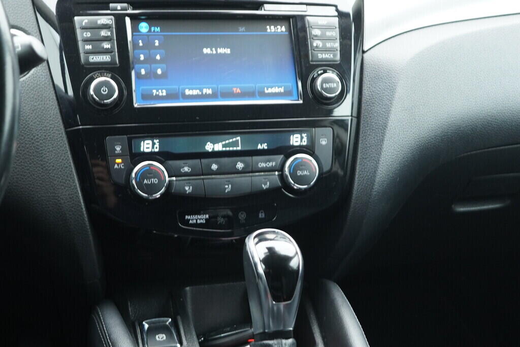 OV190V05685_30.webp_QASHQAI N-Connecta 1.6  84 kW automat, DPH