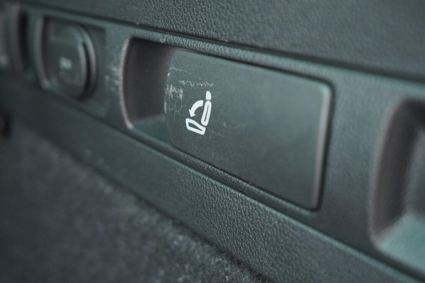 OV190V05726_46.webp_SUPERB L&K 2.0 TDI 147 kW automat, DPH