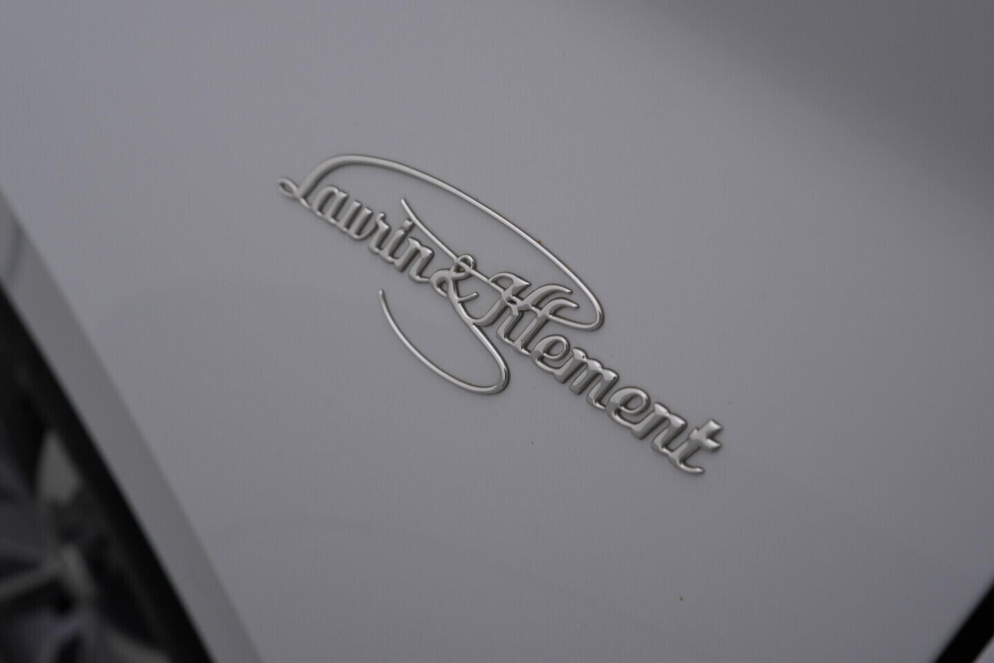 OV190V05726_50.webp_SUPERB L&K 2.0 TDI 147 kW automat, DPH