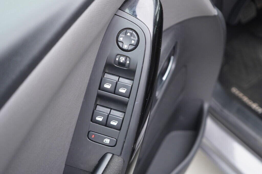 OV190V05735_20.webp_SPACETOURER Business 1.2  96 kW automat, DPH