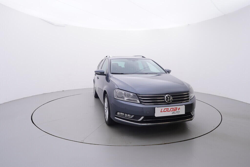 OV190V05766_17.webp_PASSAT VARIANT Highline 2.0 TDI 103 kW manuál