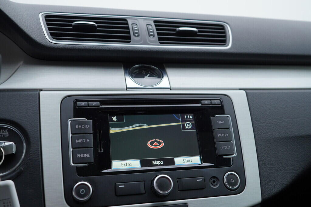 OV190V05766_30.webp_PASSAT VARIANT Highline 2.0 TDI 103 kW manuál