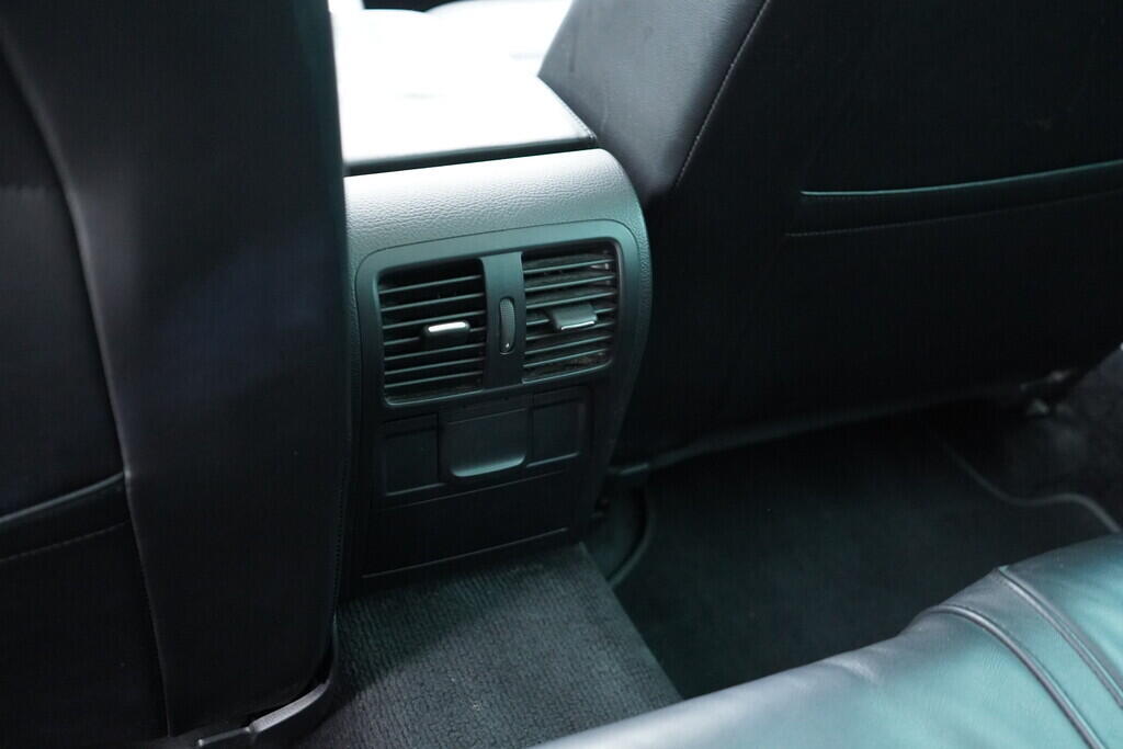 OV190V05766_34.webp_PASSAT VARIANT Highline 2.0 TDI 103 kW manuál