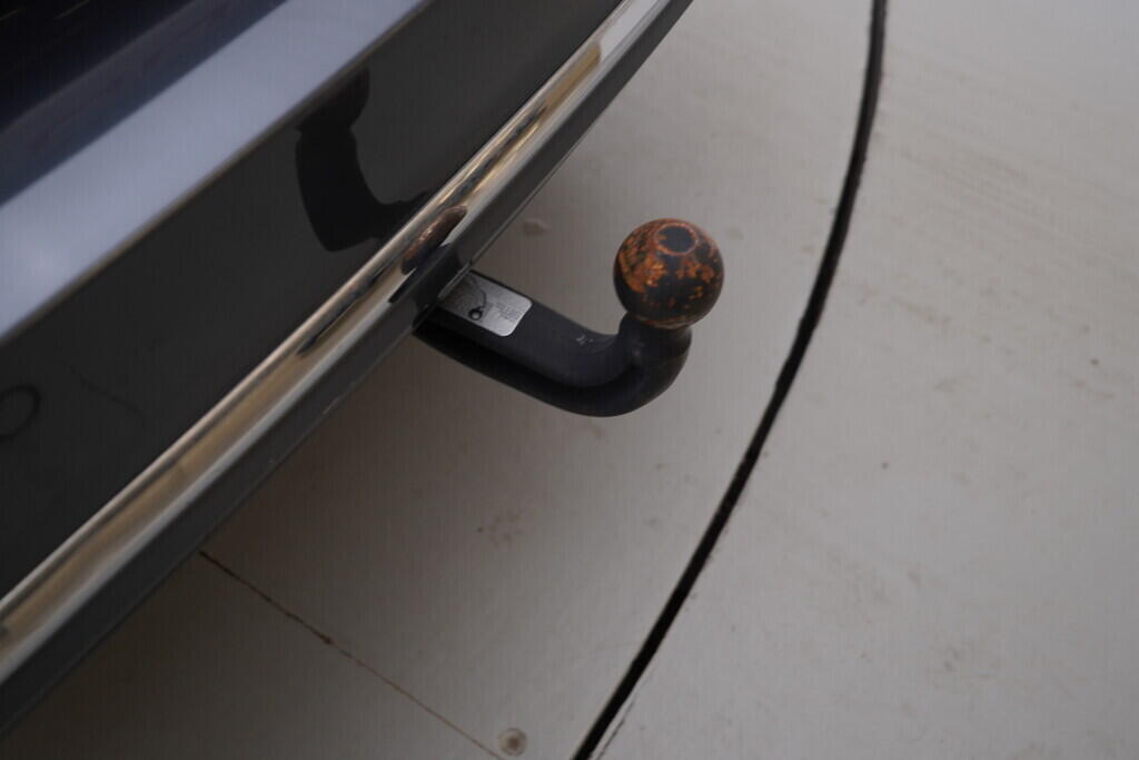 OV190V05766_41.webp_PASSAT VARIANT Highline 2.0 TDI 103 kW manuál