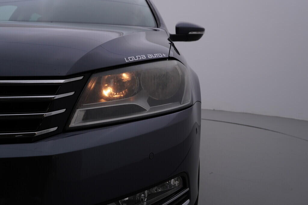 OV190V05766_42.webp_PASSAT VARIANT Highline 2.0 TDI 103 kW manuál