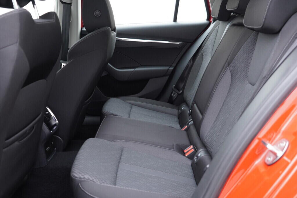 OV190V05928_36.webp_OCTAVIA Style Plus 2.0 TDI 85 kW automat, DPH