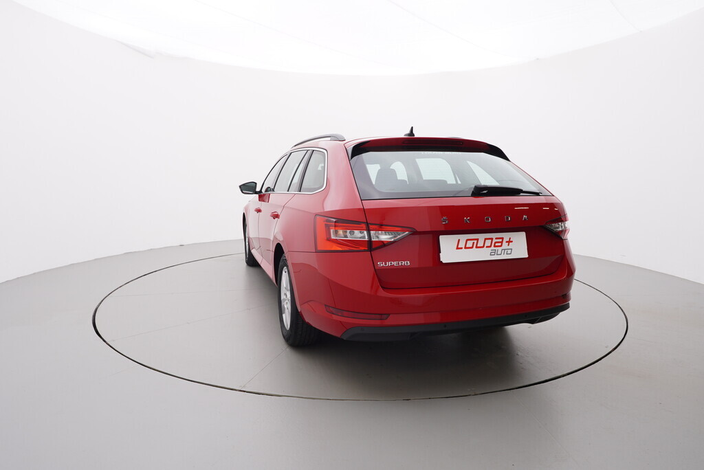 OV190V05977_17.webp_SUPERB Ambition Plus 1.5 TSI 110 kW automat, DPH