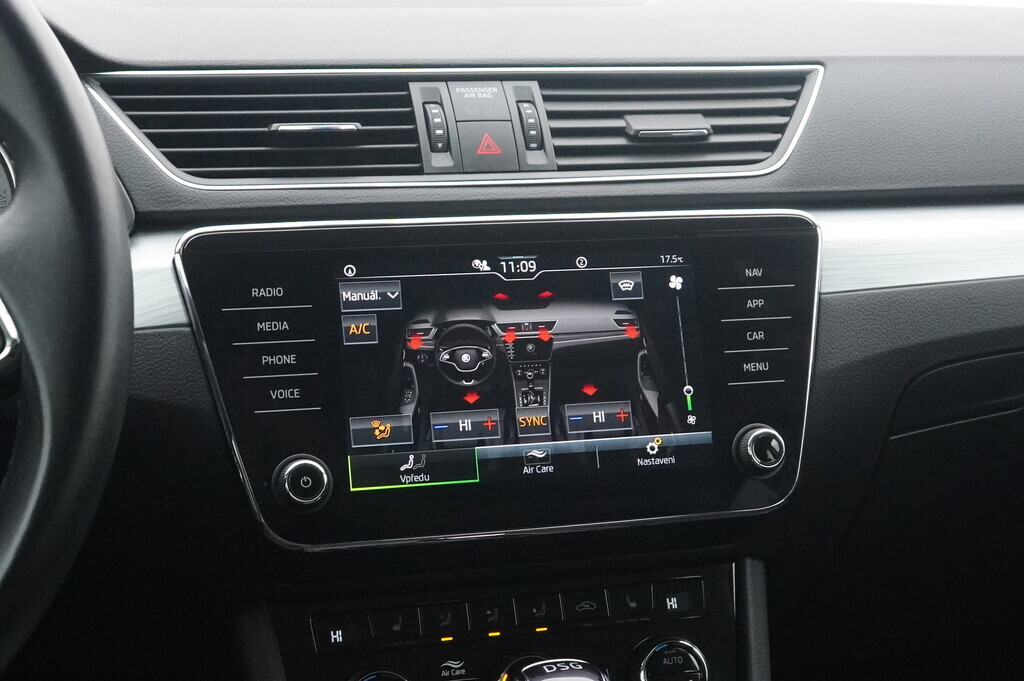 OV190V05977_30.webp_SUPERB Ambition Plus 1.5 TSI 110 kW automat, DPH