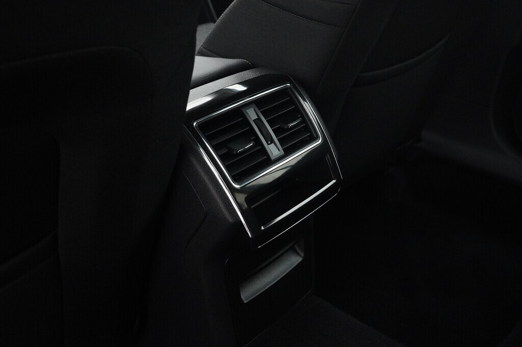 OV190V05977_34.webp_SUPERB Ambition Plus 1.5 TSI 110 kW automat, DPH