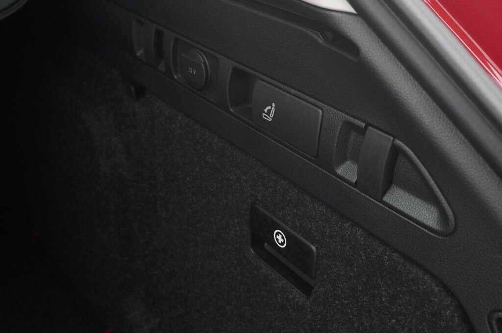 OV190V05977_36.webp_SUPERB Ambition Plus 1.5 TSI 110 kW automat, DPH