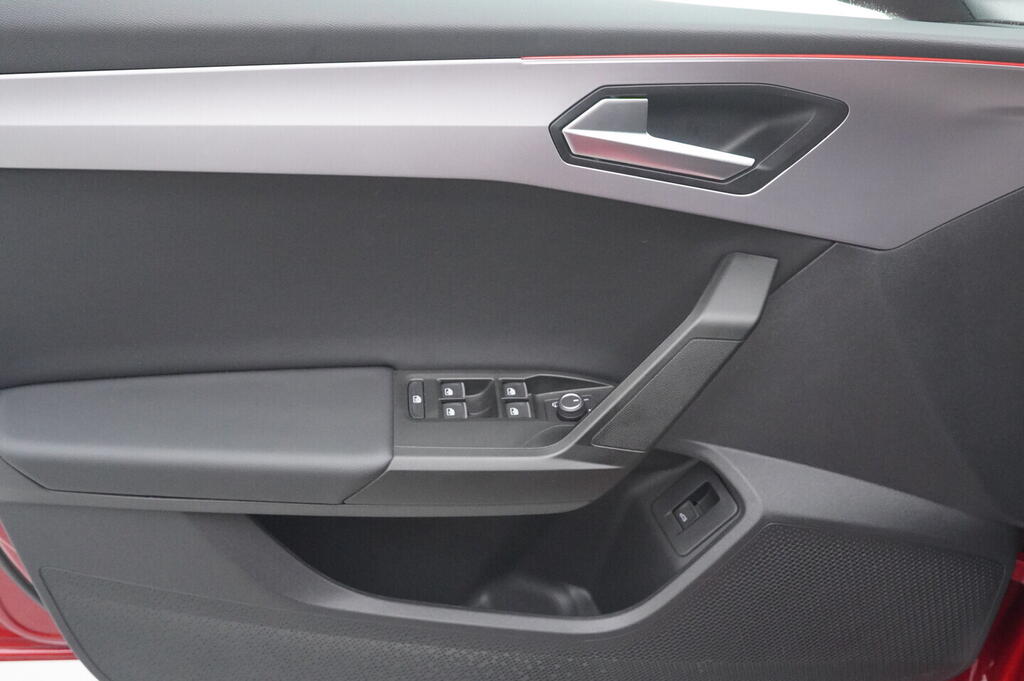 OV190V05983_20.webp_LEON ST FR 2.0 TSI 140 kW automat, DPH