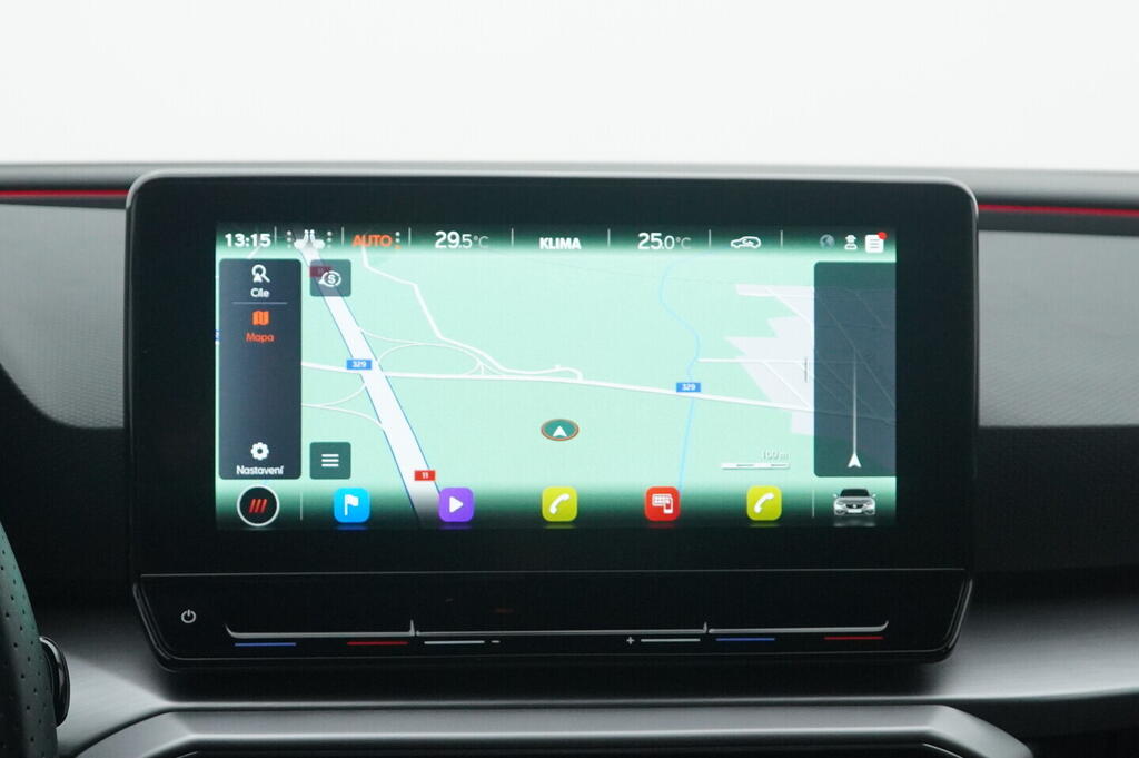 OV190V05983_29.webp_LEON ST FR 2.0 TSI 140 kW automat, DPH