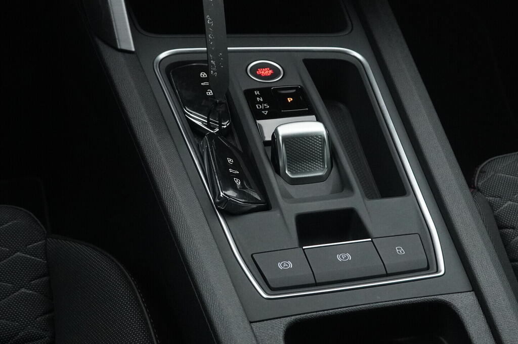 OV190V05983_36.webp_LEON ST FR 2.0 TSI 140 kW automat, DPH