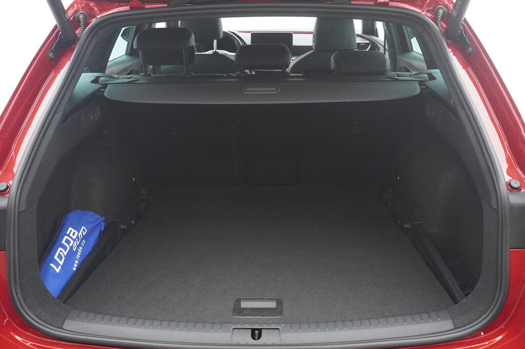 OV190V05983_43.webp_LEON ST FR 2.0 TSI 140 kW automat, DPH