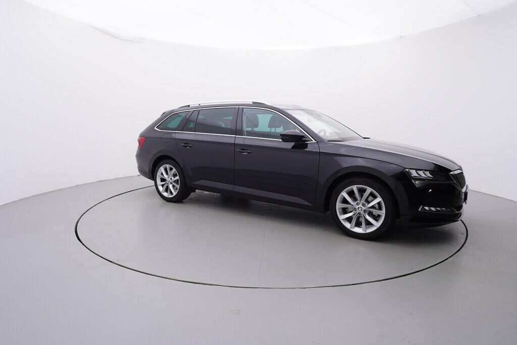 OV190V05989_16.webp_SUPERB Style 2.0 TDI 110 kW automat, DPH