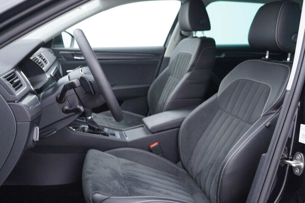 OV190V05989_23.webp_SUPERB Style 2.0 TDI 110 kW automat, DPH