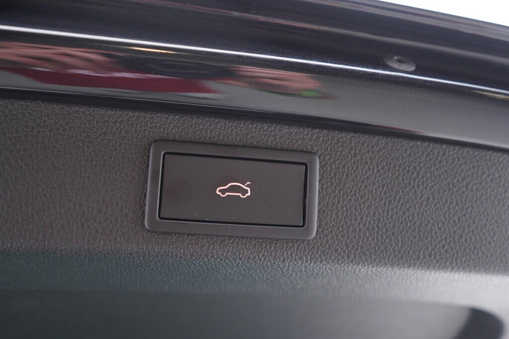 OV190V05989_39.webp_SUPERB Style 2.0 TDI 110 kW automat, DPH