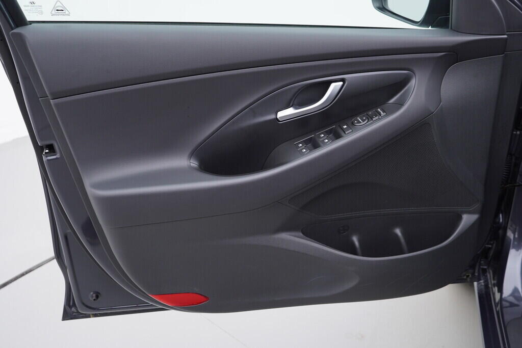 OV190V06117_19.webp_I30 Family Comfort 1.0  88 kW manuál, DPH