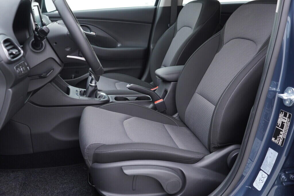 OV190V06120_22.webp_I30 Family Comfort 1.0  88 kW manuál, DPH