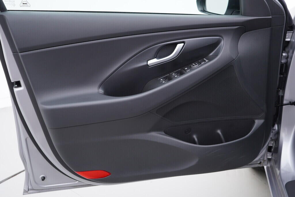 OV190V06124_19.webp_I30 Family Comfort 1.0  88 kW manuál, DPH
