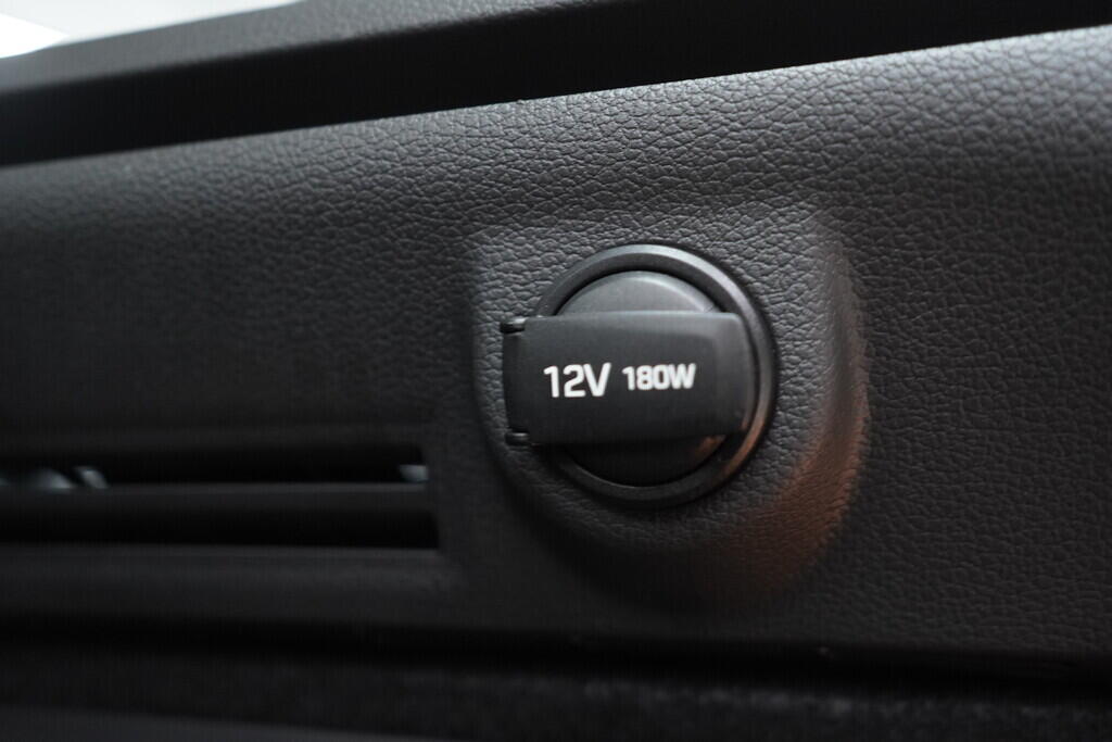 OV190V06124_35.webp_I30 Family Comfort 1.0  88 kW manuál, DPH