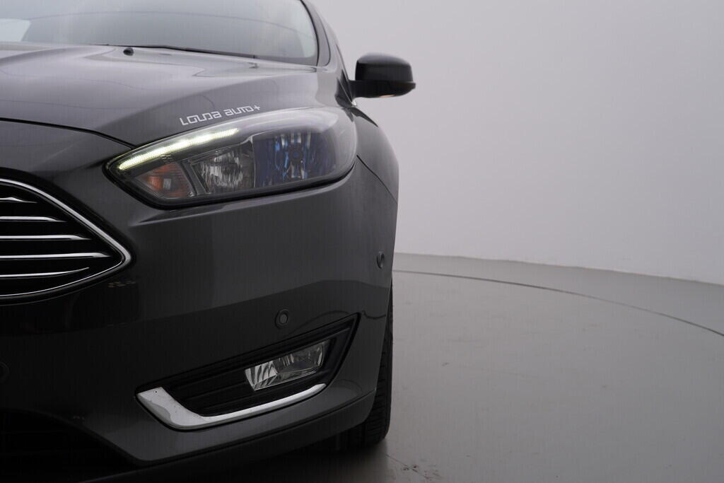 OV190V06168_39.webp_FOCUS Titanium 1.5  88 kW manuál