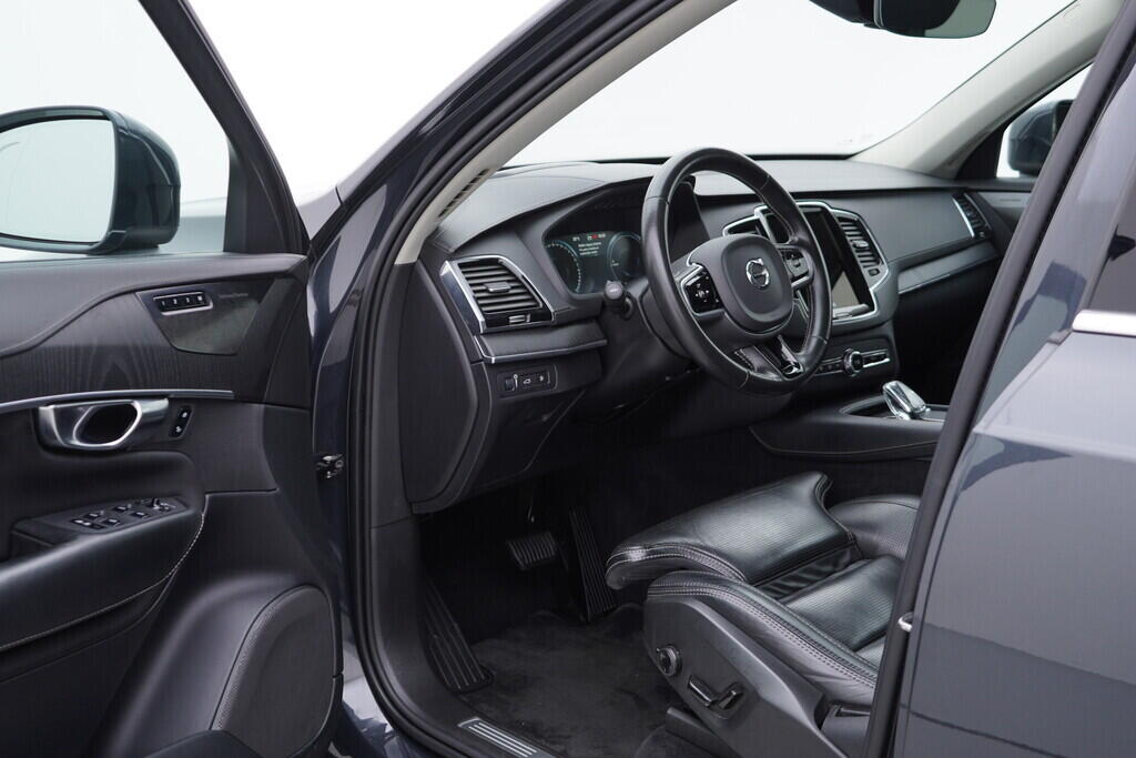 OV190V06232_18.webp_XC90 T8 Twin Engine AWD 2.0  223 kW automat, DPH