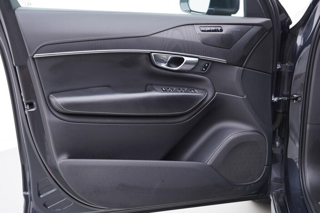 OV190V06232_19.webp_XC90 T8 Twin Engine AWD 2.0  223 kW automat, DPH