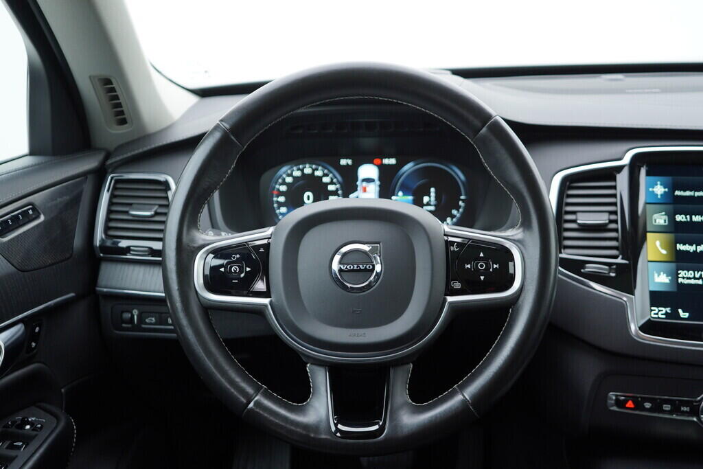 OV190V06232_29.webp_XC90 T8 Twin Engine AWD 2.0  223 kW automat, DPH
