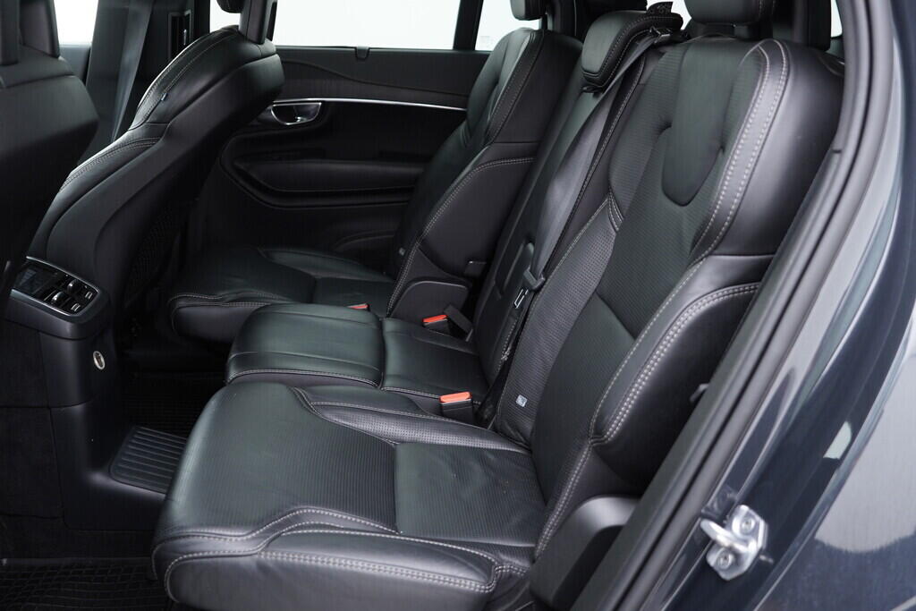 OV190V06232_39.webp_XC90 T8 Twin Engine AWD 2.0  223 kW automat, DPH