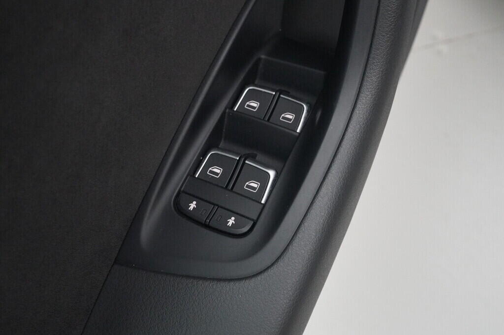 OV190V06254_20.webp_A6 ALLROAD QUATTRO  3.0 TDI 200 kW automat, DPH