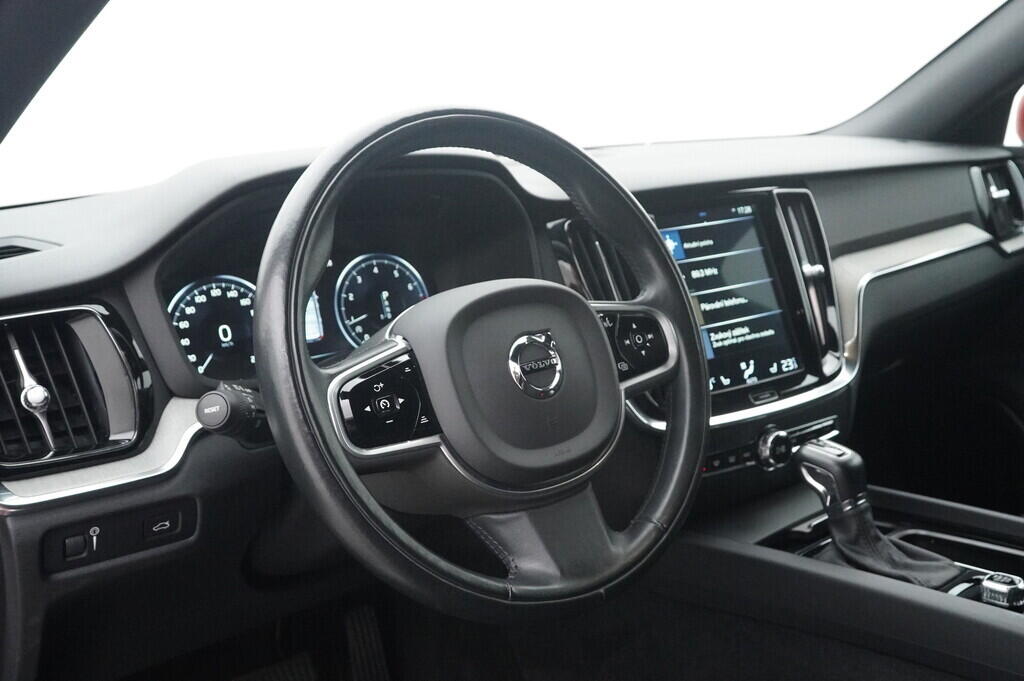 OV190V06256_24.webp_V60 Cross Country 2.0  184 kW automat, DPH