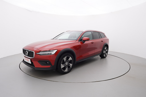 V60 Cross Country 2.0  184 kW automat, DPH