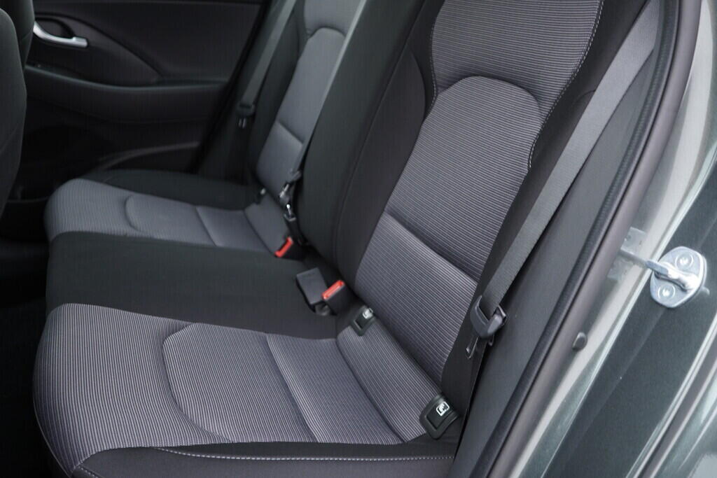 OV190V06267_27.webp_I30 Family Comfort 1.0  88 kW manuál, DPH