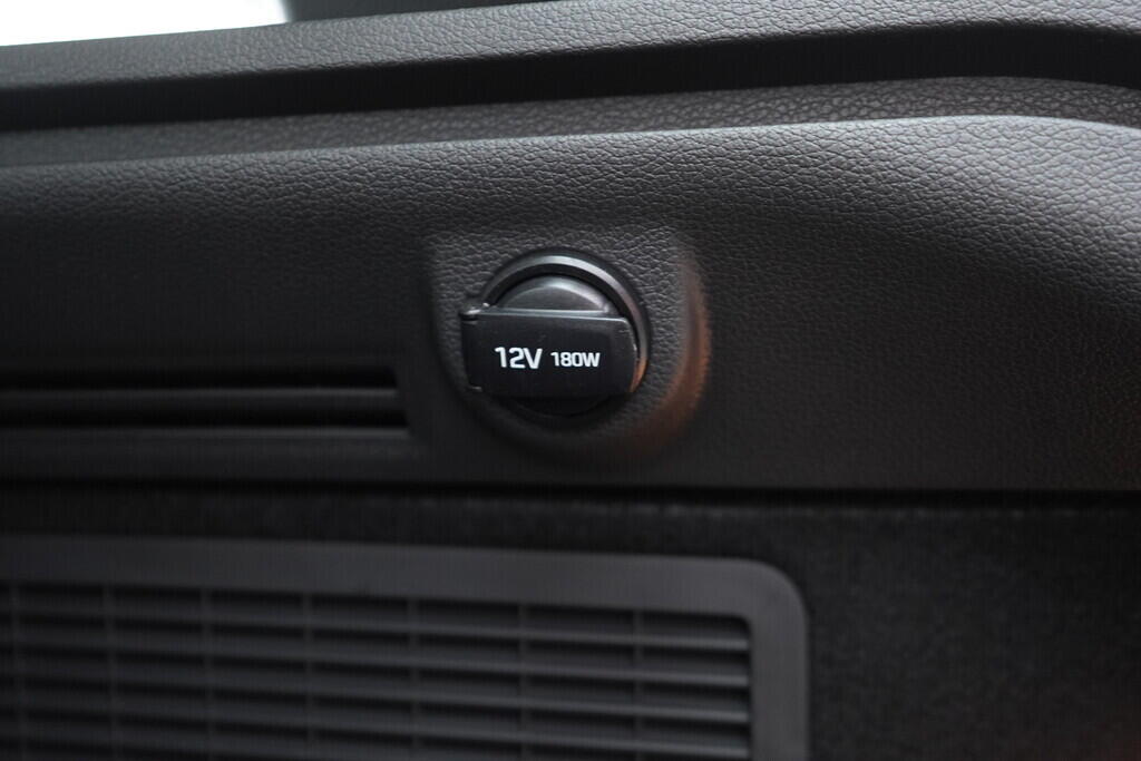 OV190V06267_33.webp_I30 Family Comfort 1.0  88 kW manuál, DPH