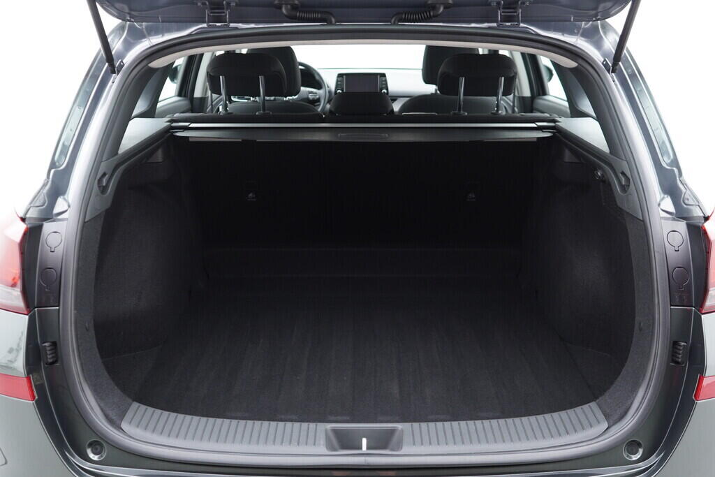 OV190V06267_34.webp_I30 Family Comfort 1.0  88 kW manuál, DPH
