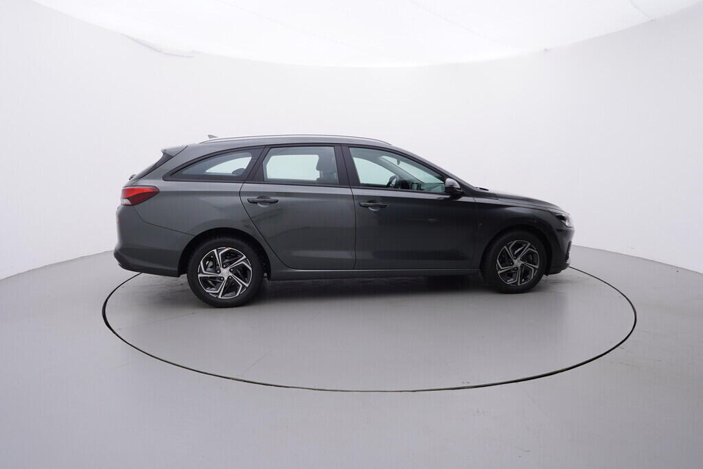 OV190V06309_15.webp_I30 Family Comfort 1.0 T-GDI 88 kW manuál, DPH