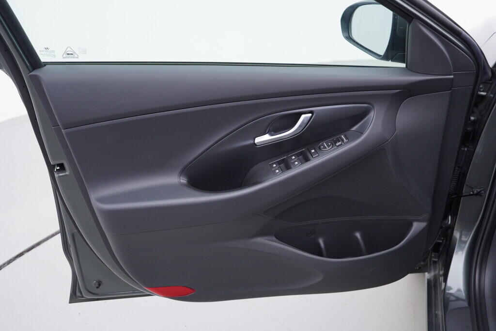 OV190V06309_19.webp_I30 Family Comfort 1.0 T-GDI 88 kW manuál, DPH