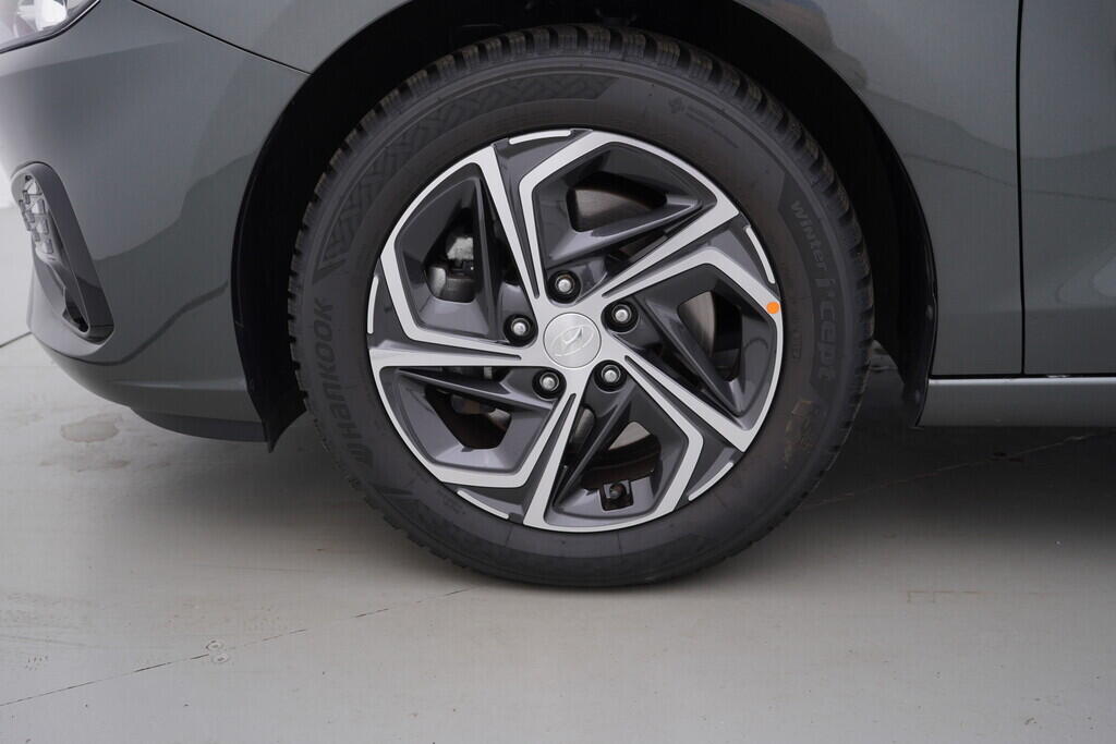OV190V06309_42.webp_I30 Family Comfort 1.0 T-GDI 88 kW manuál, DPH