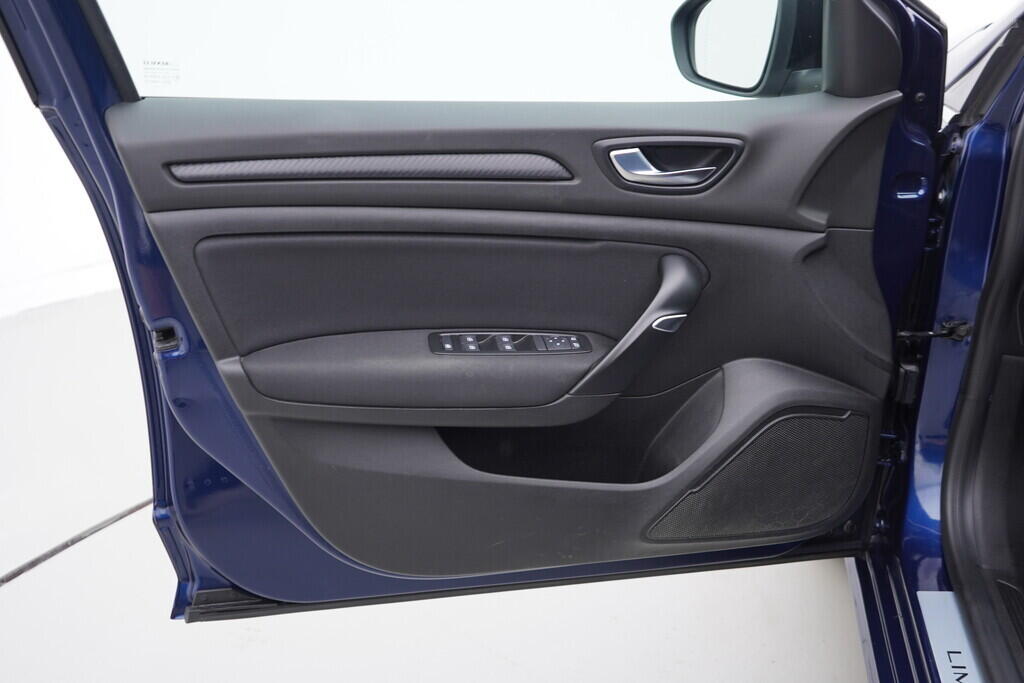 OV190V06376_19.webp_MÉGANE Limited 1.3  103 kW automat, DPH