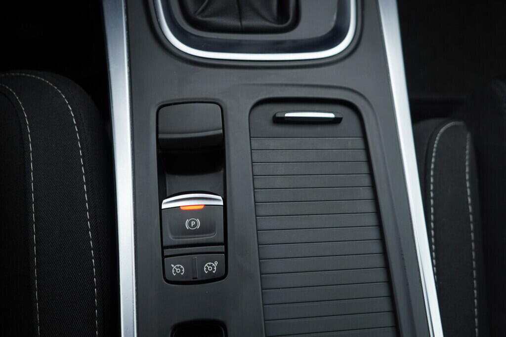 OV190V06376_36.webp_MÉGANE Limited 1.3  103 kW automat, DPH
